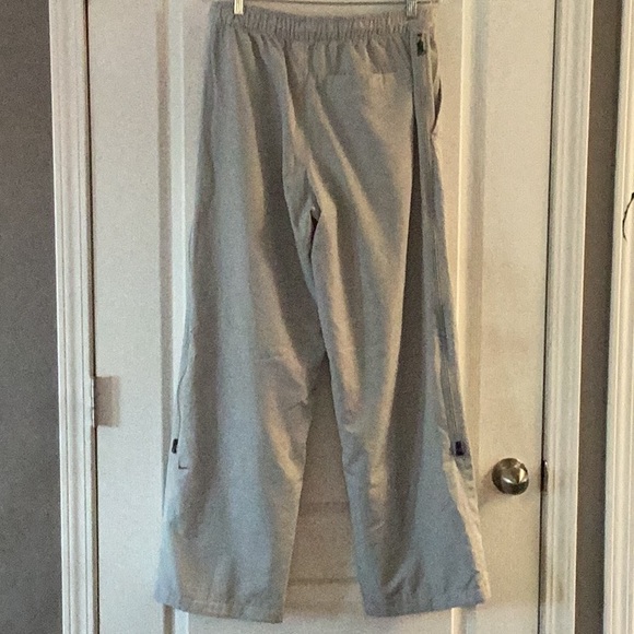 Men’s Nike Track Pants - Picture 2 of 3